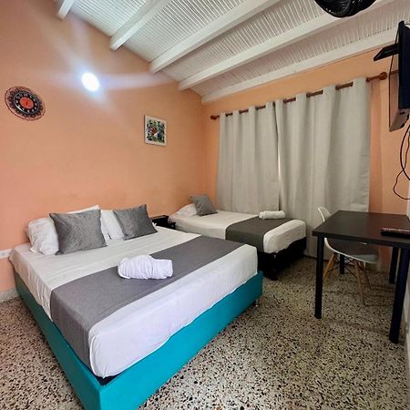 Casa De Pinos Hotel Bucaramanga Kültér fotó